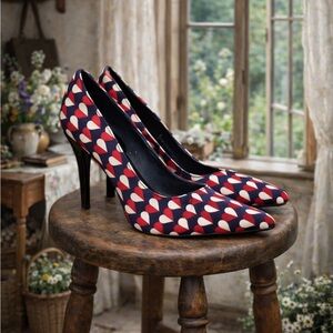 Nine West red, navy, & white heart, heels/pumps